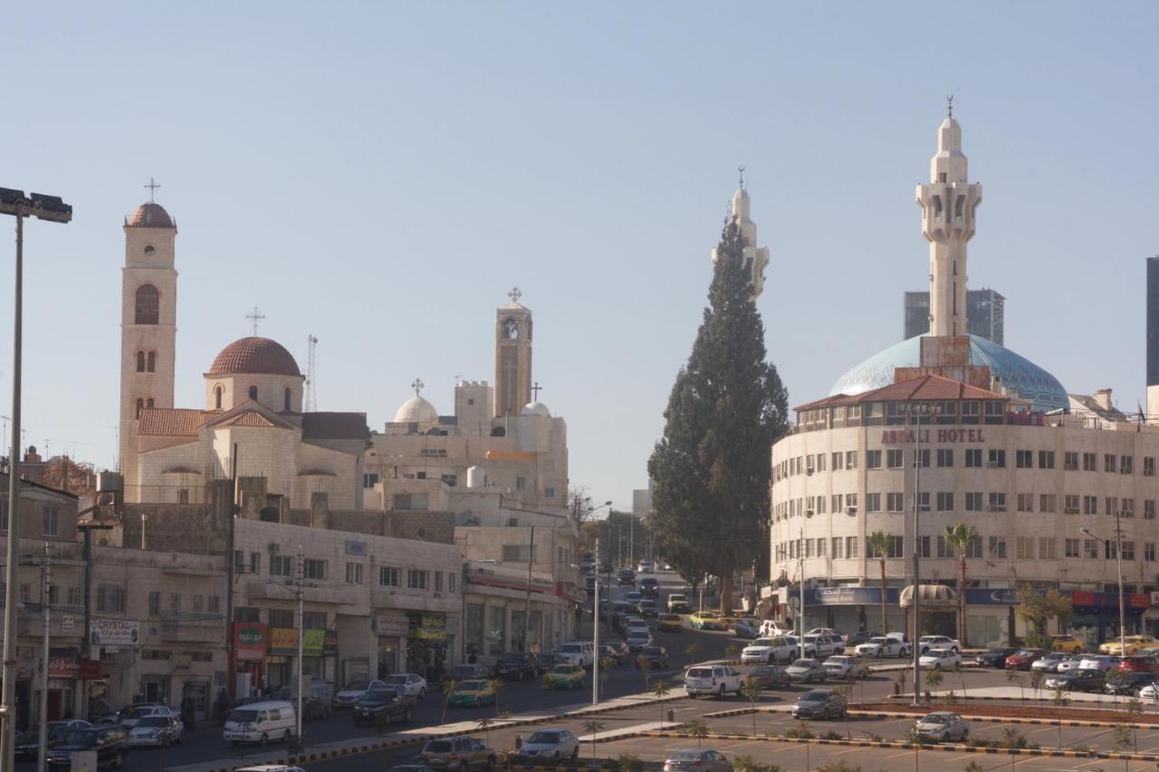 Erasmus Student House By Sunrise Hostel Amman Luaran gambar