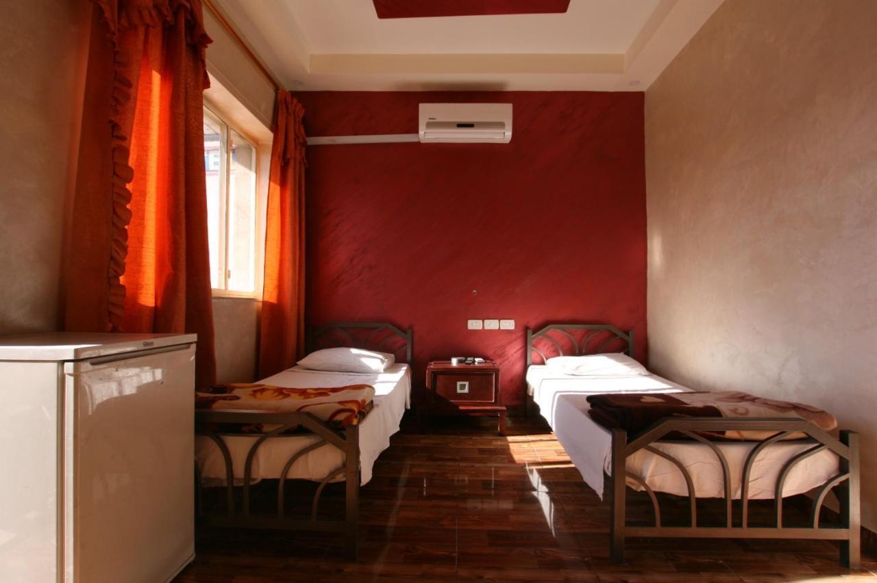 Erasmus Student House By Sunrise Hostel Amman Luaran gambar