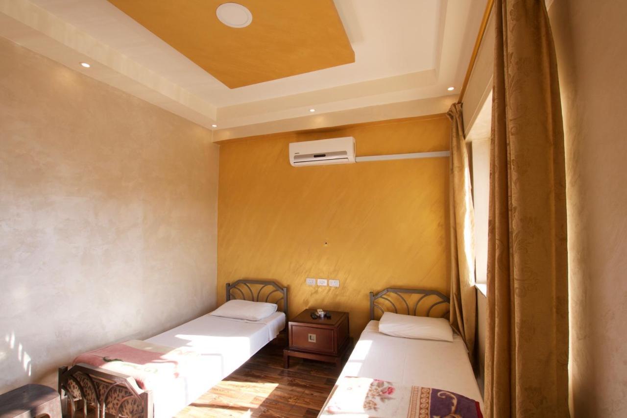 Erasmus Student House By Sunrise Hostel Amman Luaran gambar